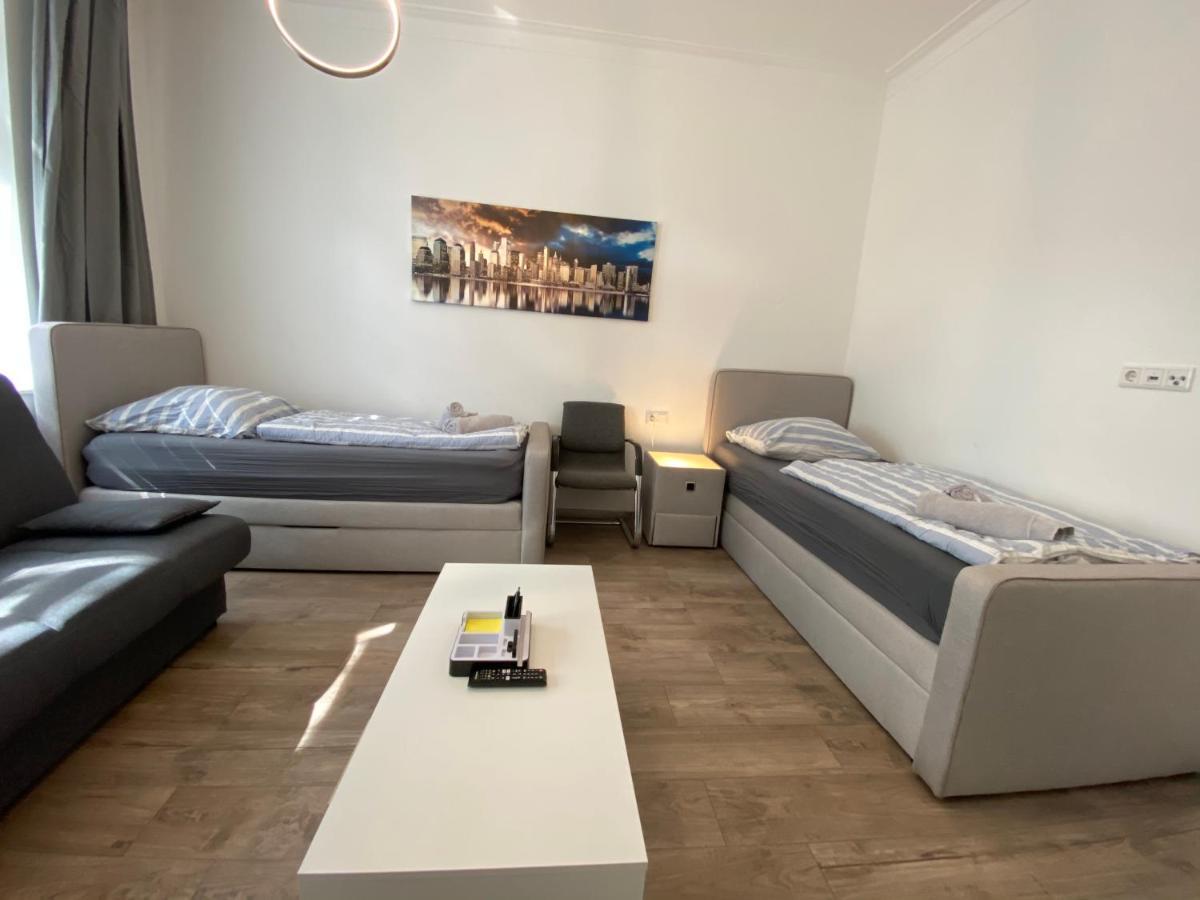- Free Parking - Wifi - Kitchen * Essen